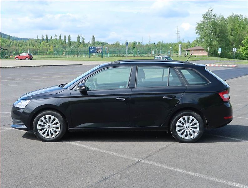 Škoda Fabia (2022) 1.0 TSI, ČR,1.maj, Serv.kniha - fotka 3 z 14