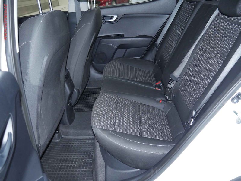 Kia Stonic (2019) 1.2i, 2.maj,ČR, navi, autoAC - fotka 10 z 21