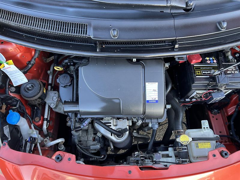 Toyota Yaris 1.0i 51KW ČR  - fotka 31 z 38