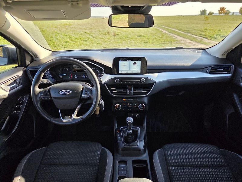 Ford Focus (2019) 1.0i-ČR-1.MAJITEL-SERVIS-SUPER - fotka 12 z 15