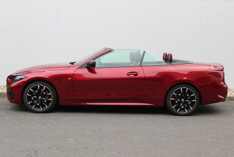 BMW Řada 4 M440i xDrive Cabrio - fotka 9 z 22