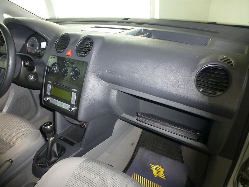 Volkswagen Caddy (2007) 1,4I**KLIMATIZACE**5 MÍST - fotka 17 z 22