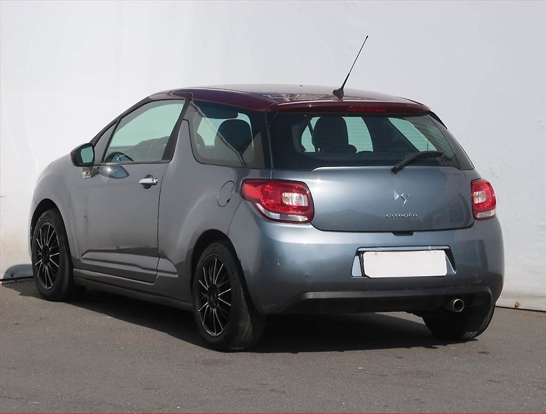 Citroën DS3 (2011) 1.4 VTi, Serv.kniha, Tempomat - fotka 4 z 15