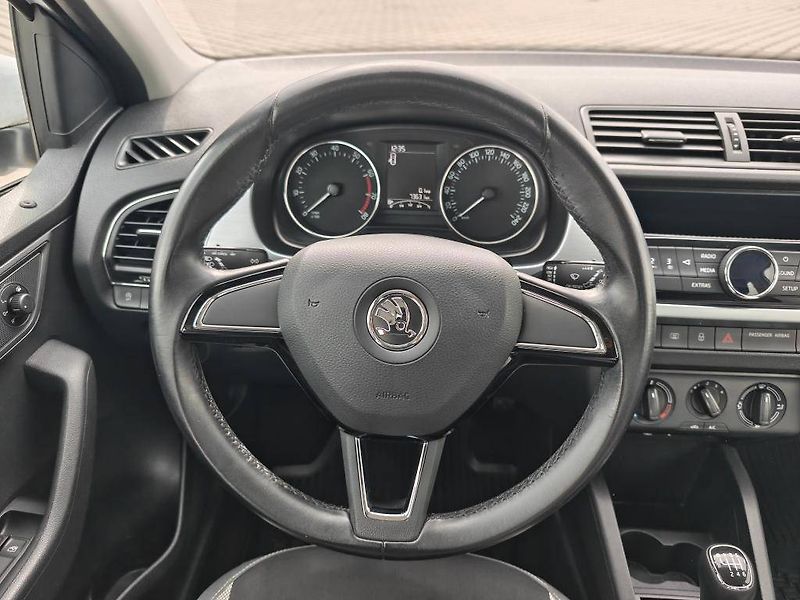 Škoda Fabia Ambition Green tec 1,2TSI - fotka 11 z 21