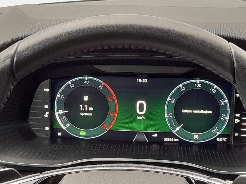 Škoda Octavia COMBI STYLE PLUS 2.0TDI 85KW 7 - fotka 18 z 20