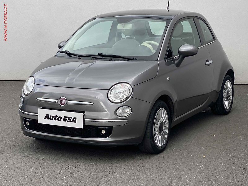 Fiat 500 (2014) 1.2i, Lounge, panor - fotka 3 z 12