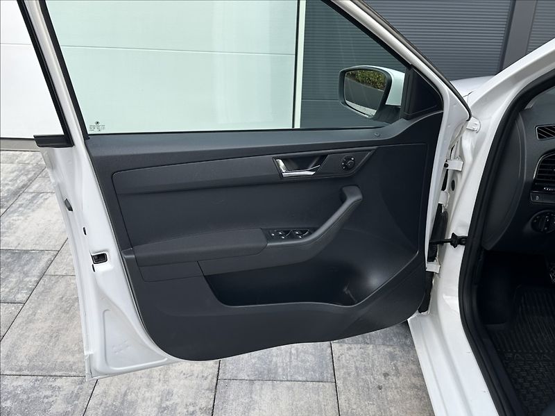 Škoda Fabia 1,0 TSI 95PS  Ambition Top - fotka 13 z 52