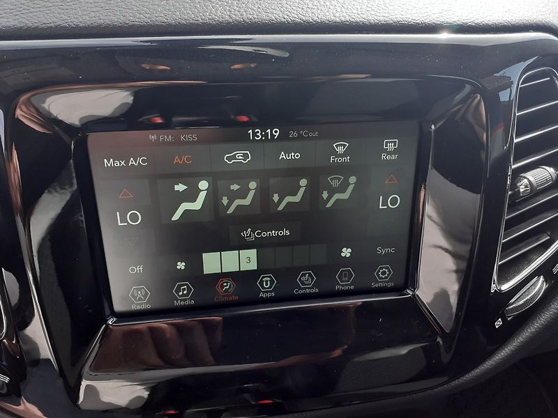 Jeep Compass (2020) 2.4 L 4X4 LATITUDE - fotka 14 z 39