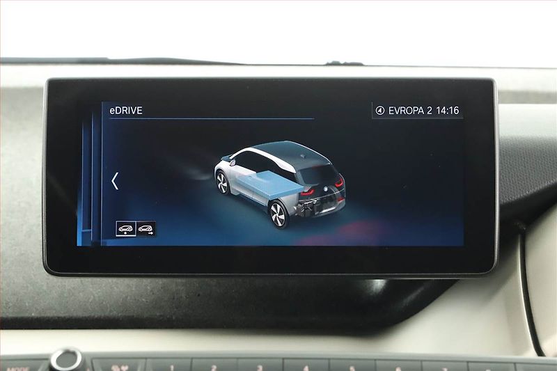 BMW i3 (2021) 120Ah BEV, SoH 91% - fotka 16 z 26