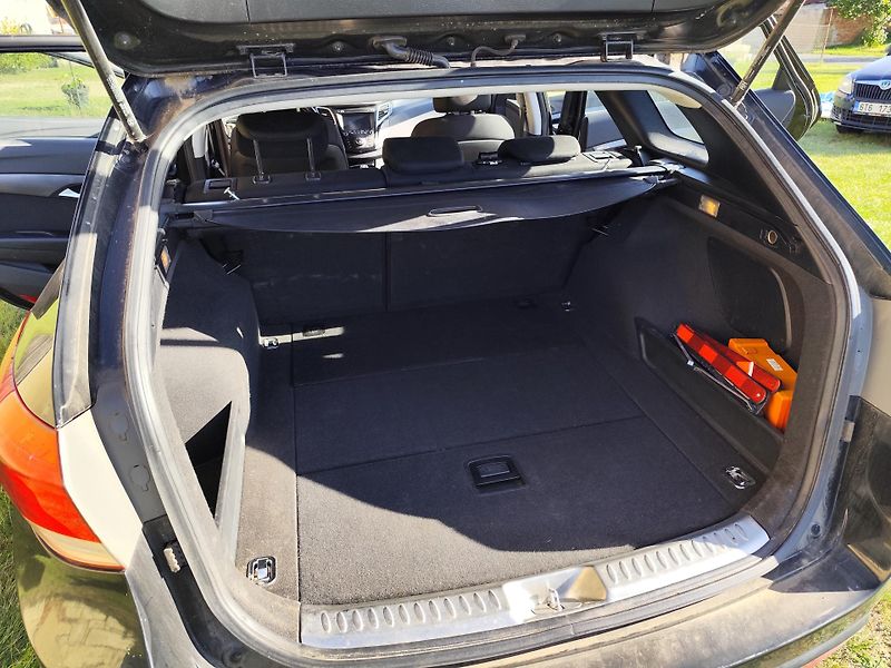 Hyundai i40 (2014) - fotka 12 z 23