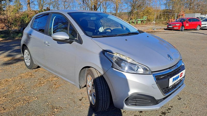 Peugeot 208 1.2 PureTech Active - fotka 3 z 26