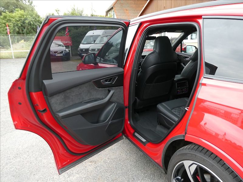 Audi SQ7 4,0 TDi V8 320kWwebasto,matrix - fotka 29 z 50
