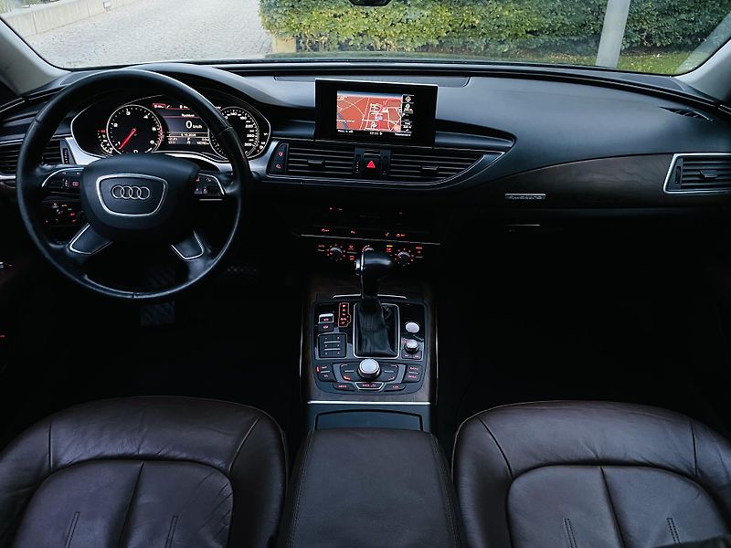 Audi A7 3.0TDI AUT 4x4 KAMERA TAŽNÉ - fotka 24 z 46