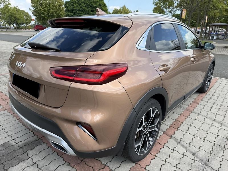 Kia XCeed (2022) 1.6Crdi Mhev Black Edition  - fotka 4 z 16