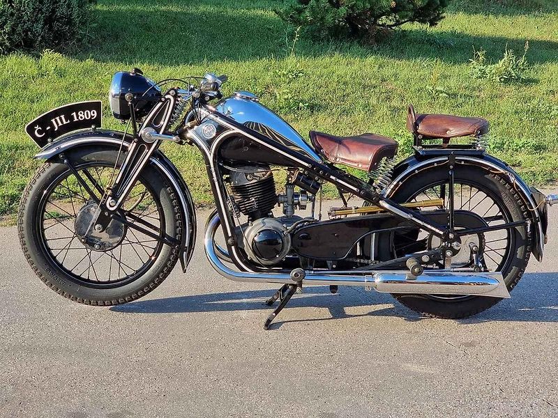15-19 Ogar (1937)