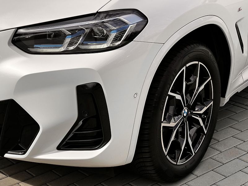 BMW X3 20i M Sport xDrive tažné - fotka 8 z 27