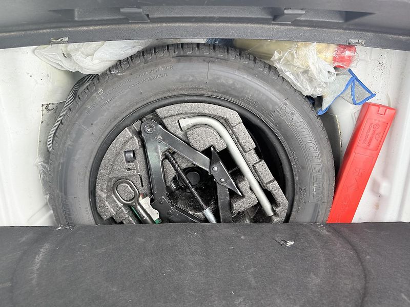 Škoda Superb 2.0 TDi 110kw - fotka 29 z 29