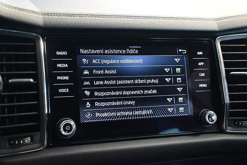 Škoda Kodiaq (2023) 2.0 LED DSG VIRTUAL ACC Kamera - fotka 19 z 30