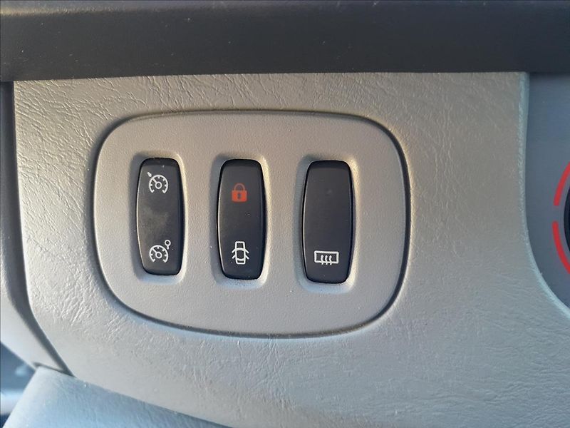 Opel Vivaro 2.0 CDTI  9.MÍST - fotka 34 z 44