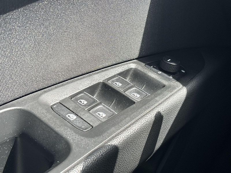 Seat Leon (2019) 1.5 TSI FR - fotka 16 z 27