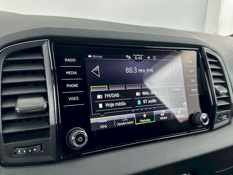 Škoda Karoq (2025) DSG 2.0TDI 110kW 4x4 SportLine - fotka 17 z 36