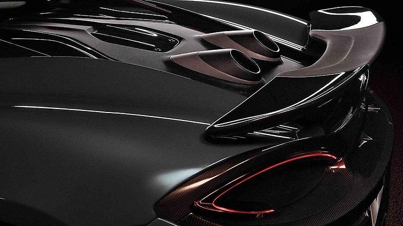 McLaren 600LT.