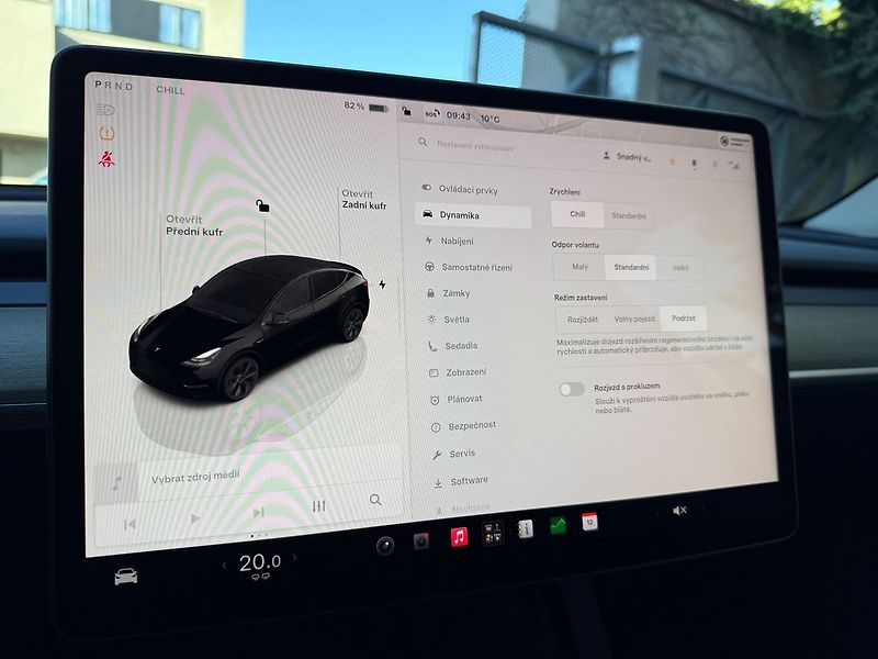Tesla Model Y Standart Range LFP - fotka 19 z 40