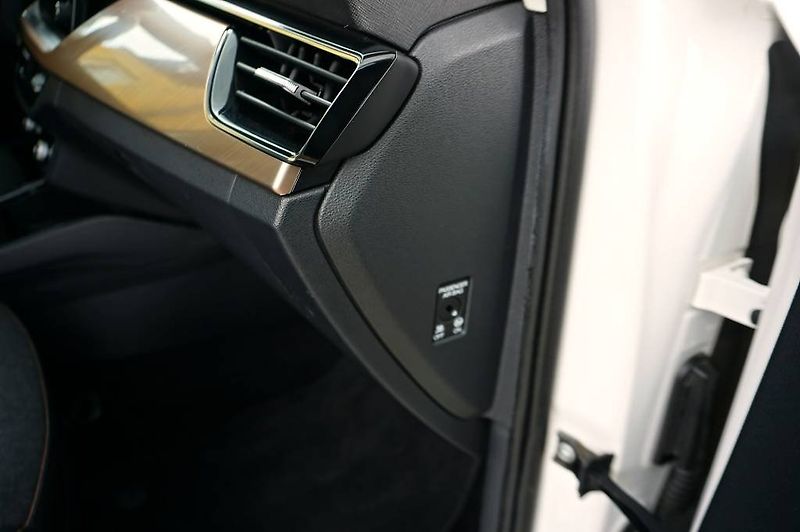 Škoda Scala (2019) STYLE PLUS 1,6 TDI 85 kW - fotka 19 z 30