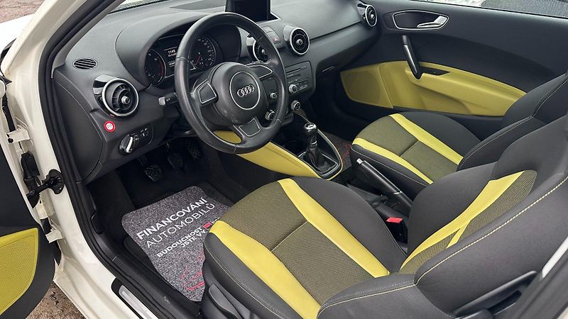 Audi A1 (2011) 1.4TFSi 90kW*Pano*Alu*PDC* - fotka 8 z 24