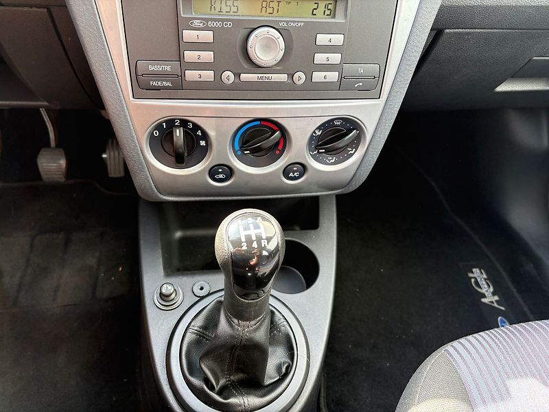 Ford Fusion 1.4, 59kW, Klima - fotka 11 z 13