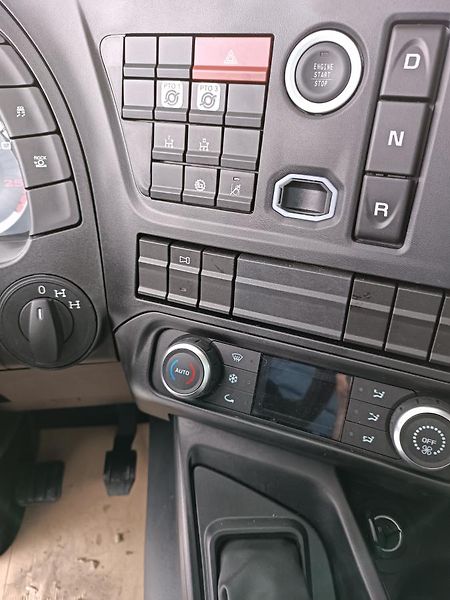 Iveco X-Way Betonpumpa CIFA - fotka 11 z 13