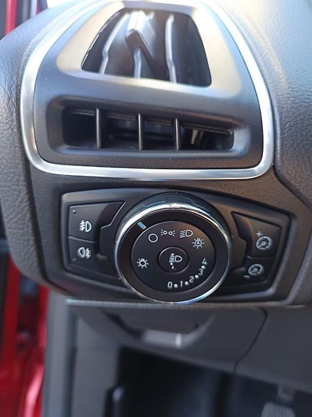 Ford Focus (2011) - fotka 23 z 39