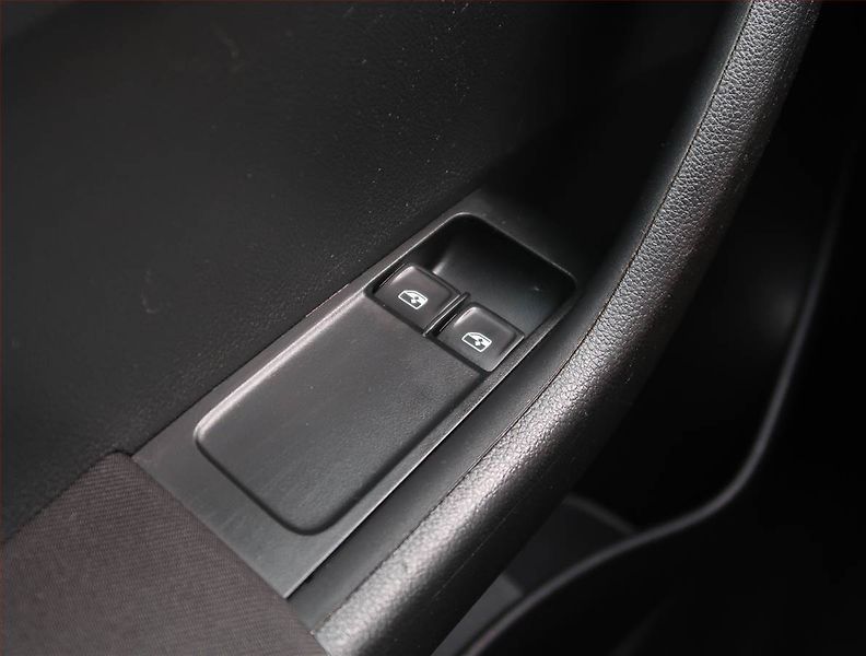 Škoda Fabia (2019) Ambition 1.0 - fotka 15 z 18