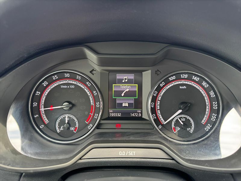 Škoda Octavia 2,0   RS 135kW - fotka 6 z 21