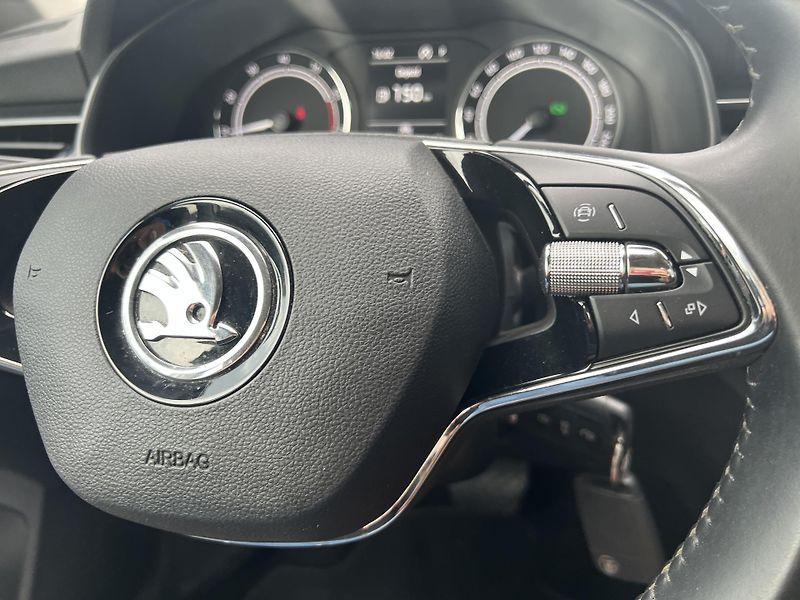 Škoda Kamiq 1.0TSi 81kw KAMERA TAŽNÉ ALU - fotka 18 z 46