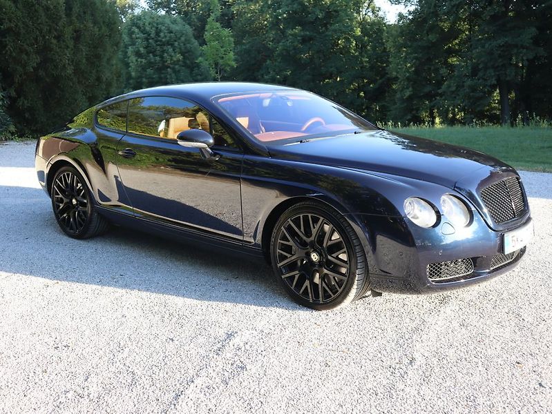Bentley Continental GT (2004) - fotka 7 z 42