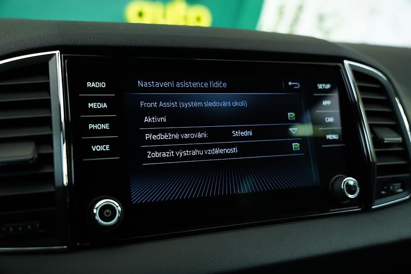 Škoda Karoq - fotka 20 z 25