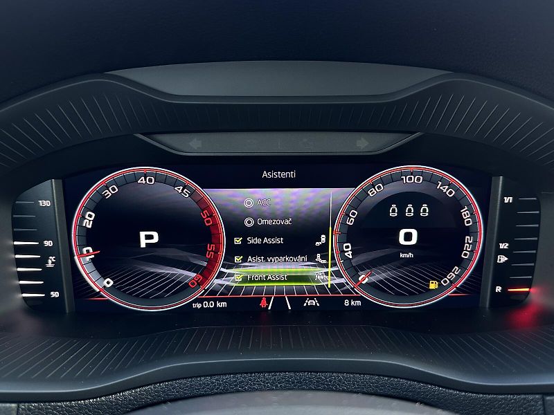 Škoda Karoq 2.0TDi 4x4 DSG Sportline 150PS - fotka 23 z 49