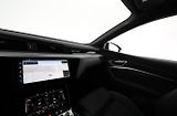 Audi Q8 e-tron 55 Quattro Kam LED Vzduch - náhled 26
