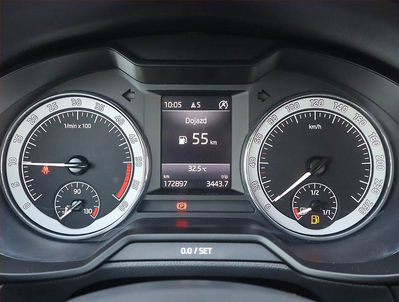 Škoda Octavia (2019) 1.6 TDI, Navi, Tempomat - fotka 11 z 16