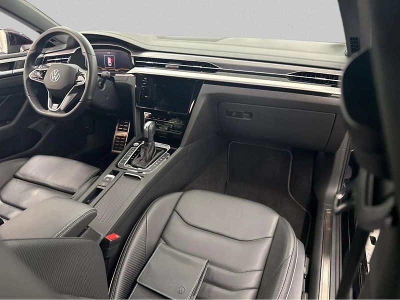 Volkswagen Arteon Shooting Brake R-Line 4Motion 2.0 TDI - fotka 4 z 6
