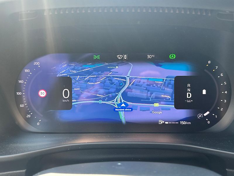 Volvo XC40 původ ČR - fotka 15 z 18