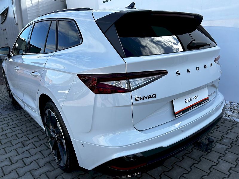 Škoda Enyaq (2023) 80 iV 150kW Sportline - fotka 35 z 35