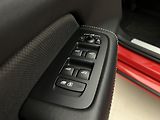 Volvo V60 T6 AWD DARK PLUS RECHARGE AUT - náhled 46