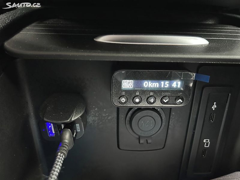 Mercedes-Benz Třídy V 4matic 1.maj ČR odpočet DPH - fotka 32 z 36