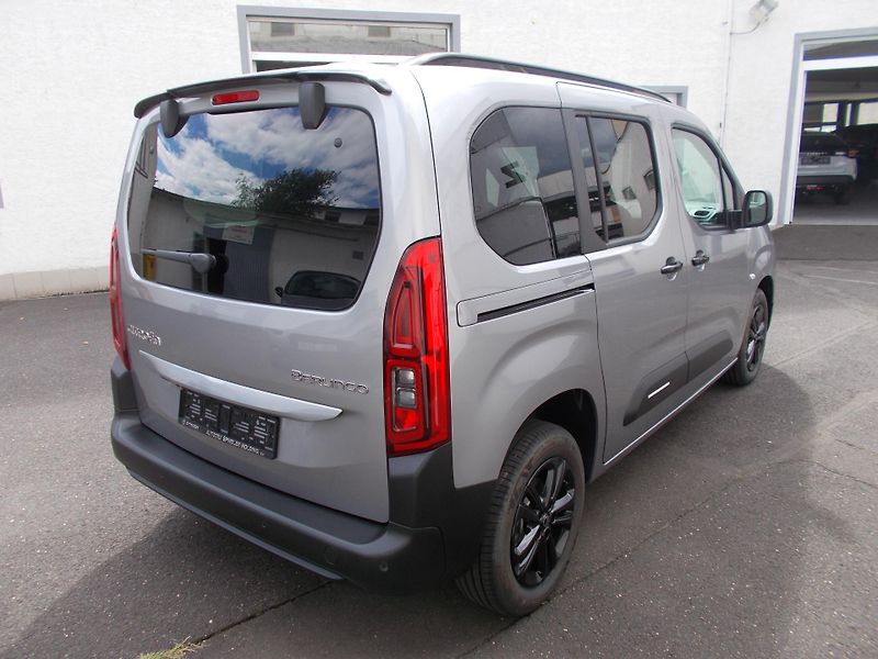 Citroën Berlingo (2026) PLUS Petrol 110k Manual - fotka 4 z 16