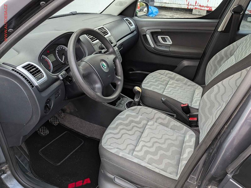 Škoda Roomster (2009) 1.2 12V, Style, TZ - fotka 9 z 13