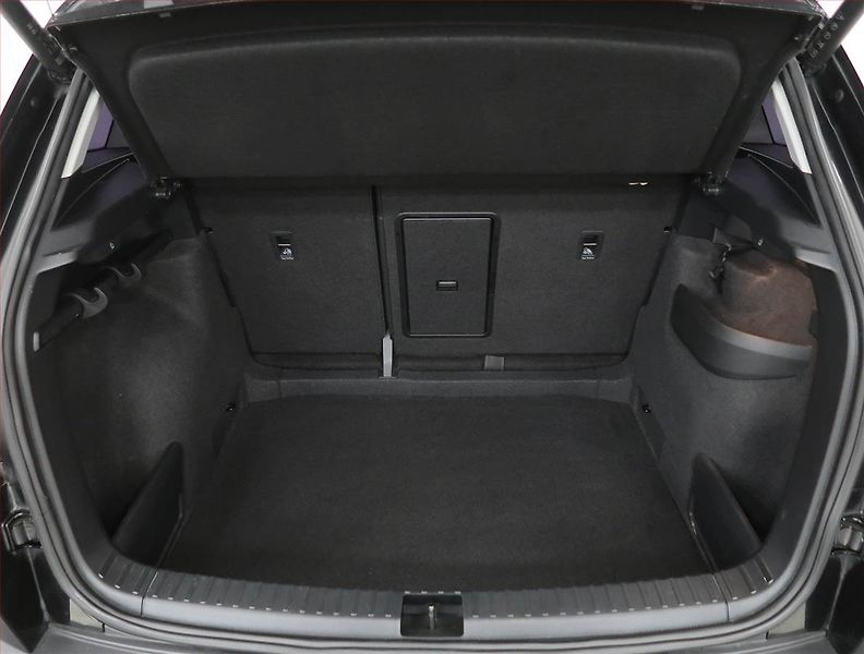 Škoda Karoq (2021) Style 2.0 TDI, Serv.kniha - fotka 14 z 25