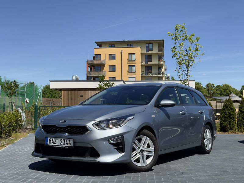 Kia Ceed 1.0 t-gdi 88 kW / DPH - fotka 1 z 20