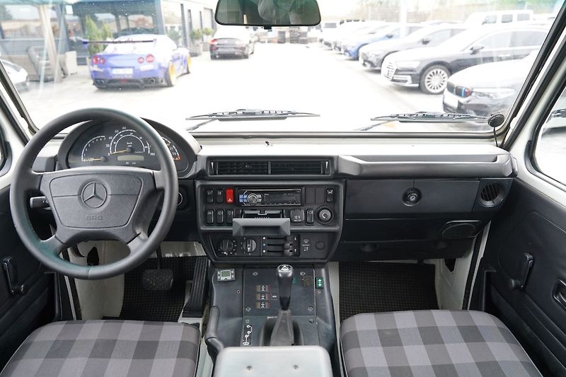 Mercedes-Benz Třídy G G 300 PUR Professional - fotka 14 z 18